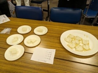 豆腐クリーム試食